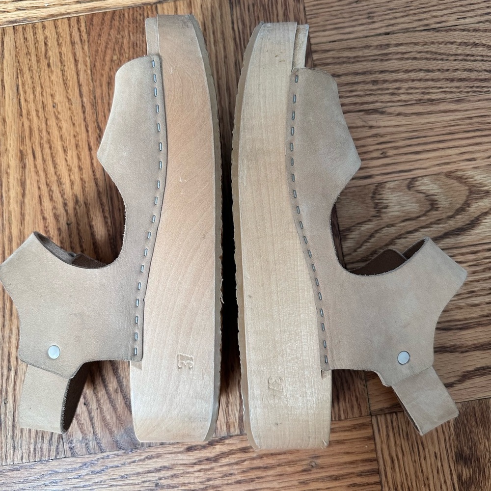 BRYR platform Sandals in Bone